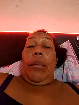 Naomi-Mature online show from April 2026 09:02:01 AM