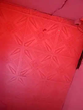 Naomi-Mature online show from March 2026 09:09:02 AM