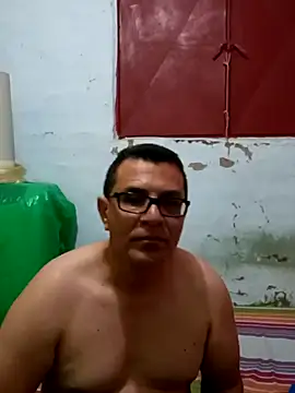 voyerista50 online show from September 2025 05:35:01 AM