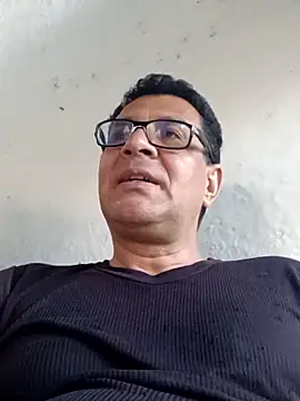 voyerista50 online show from October 2025 10:21:01 PM