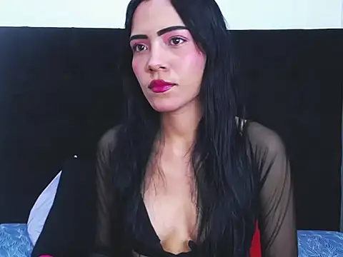 valerythompsonper online show from December 2025 04:00:01 AM