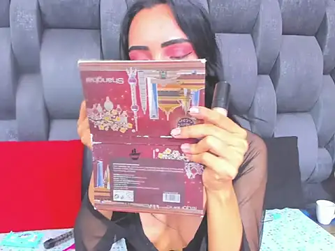 valerythompsonper online show from January 2026 07:31:01 PM