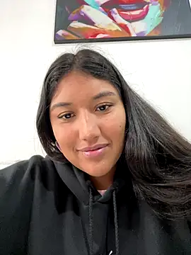 SharaRous online show from December 2025 11:45:01 AM