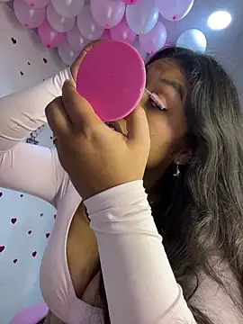 SharaRous online show from March 2026 12:39:01 AM