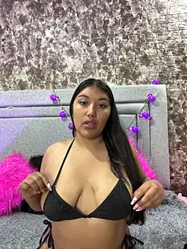 SharaRous online show from October 2025 11:56:02 AM