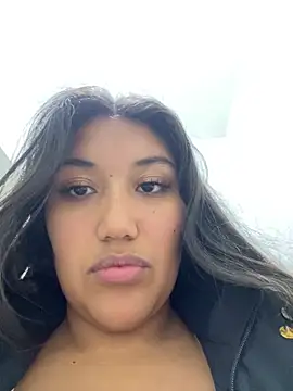 SharaRous online show from February 2026 05:35:01 PM