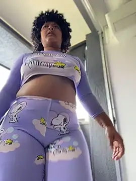 Snapshot of Rizos_hot_official chatting on April 2026 03:41:02 PM Rizos hot official online show from April 2026 03:41:02 PM