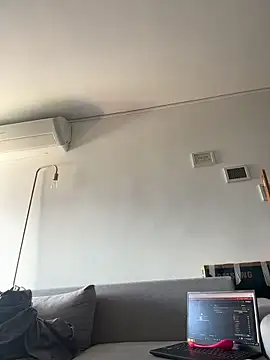 Snapshot of Rizos_hot_official chatting on April 2026 05:47:01 PM Rizos hot official online show from April 2026 05:47:01 PM