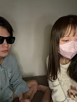 erokami36 online show from February 2026 05:54:01 PM