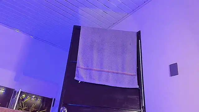 Cj davis  online show from November 2025 01:28:02 AM