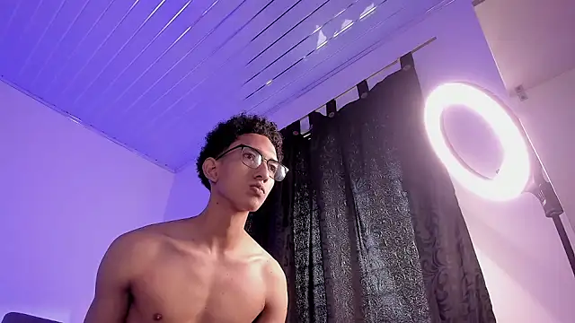 Cj davis  online show from December 2025 07:27:01 PM