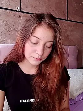 Samanthaa  1 online show from October 2025 03:57:02 PM