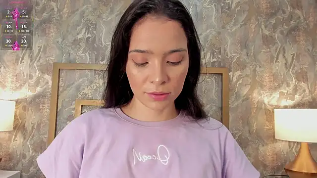 Snapshot of DannaBelucci chatting on October 2025 03:00:01 PM DannaBelucci online show from October 2025 03:00:01 PM