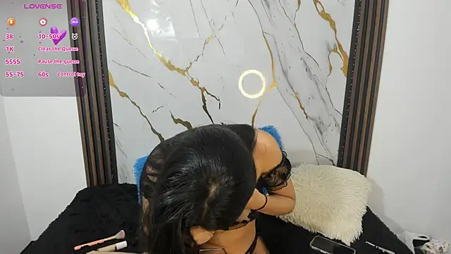 nina vixen online show from October 2025 08:19:02 PM