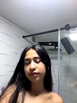 nina vixen online show from October 2025 04:19:02 PM