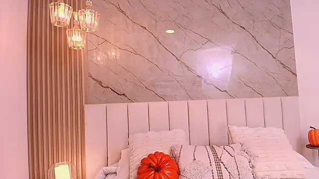 Snapshot of GraceMontgomery chatting on October 2025 01:43:01 PM GraceMontgomery online show from October 2025 01:43:01 PM