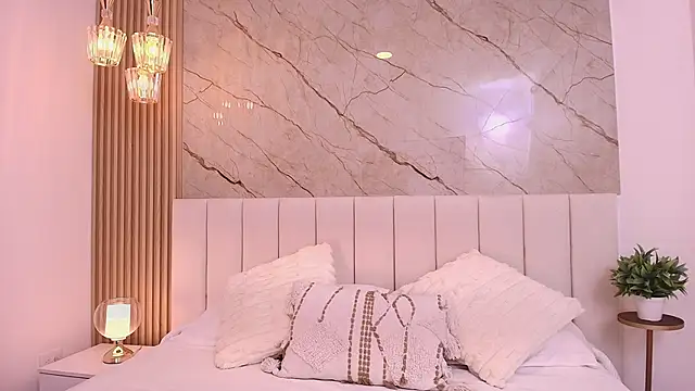 Snapshot of GraceMontgomery chatting on October 2025 01:13:01 PM GraceMontgomery online show from October 2025 01:13:01 PM