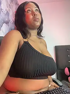 AngelThroatt online show from November 2025 03:33:02 PM