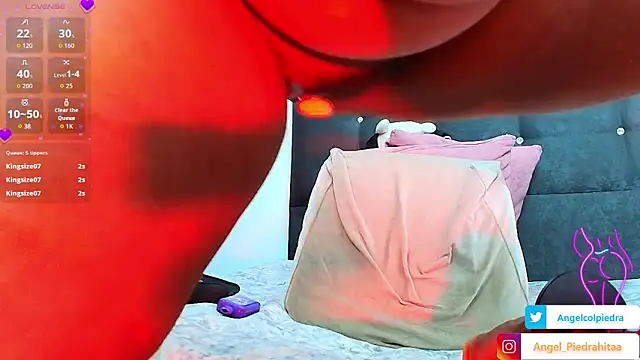 AngelThroatt online show from February 2026 01:36:02 AM