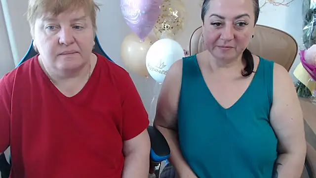 Snapshot of Bertie_Adeline chatting on October 2025 08:06:02 AM Bertie Adeline online show from October 2025 08:06:02 AM