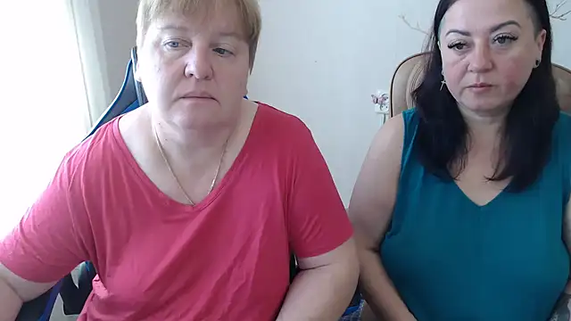 Snapshot of Bertie_Adeline chatting on September 2025 06:41:02 AM Bertie Adeline online show from September 2025 06:41:02 AM