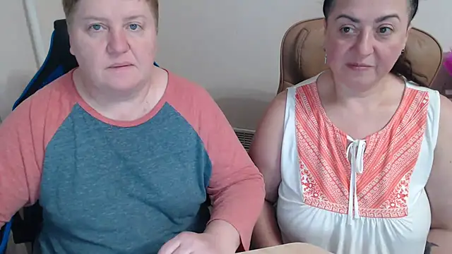 Bertie Adeline online show from November 2025 09:48:01 PM