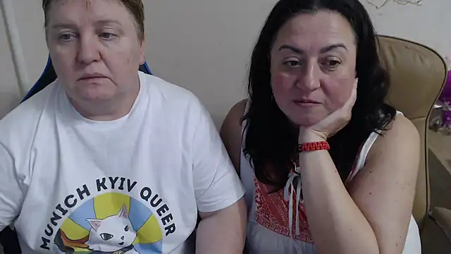 Bertie Adeline online show from December 2025 08:04:02 PM