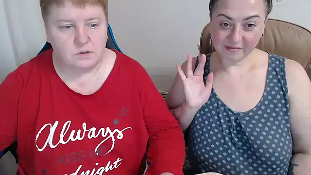 Bertie Adeline online show from November 2025 03:45:01 PM