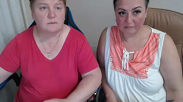 Snapshot of Bertie_Adeline chatting on September 2025 06:47:01 PM Bertie Adeline online show from September 2025 06:47:01 PM