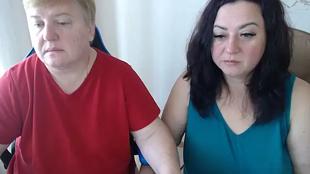 Snapshot of Bertie_Adeline chatting on September 2025 07:09:02 AM Bertie Adeline online show from September 2025 07:09:02 AM
