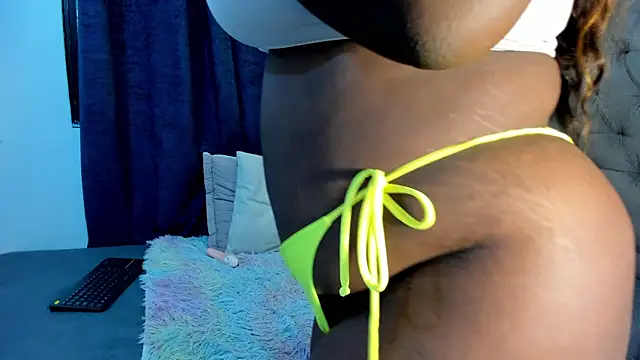 Snapshot of nahiroby_ebony chatting on September 2025 07:47:02 PM nahiroby ebony online show from September 2025 07:47:02 PM