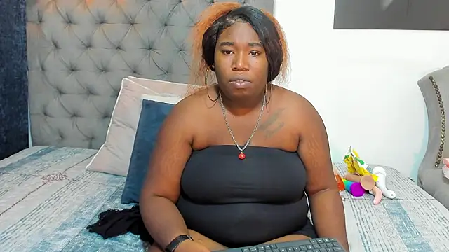 nahiroby ebony online show from March 2026 06:01:01 PM