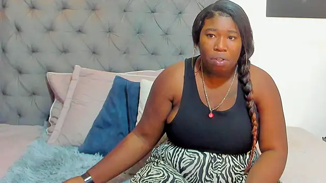 nahiroby ebony online show from April 2026 01:50:02 PM