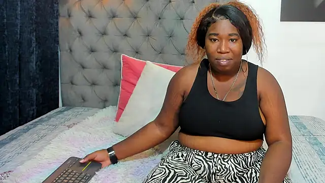 nahiroby ebony online show from March 2026 05:51:01 PM