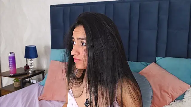 Snapshot of EmilyPrincy chatting on November 2025 10:36:02 AM EmilyPrincy online show from November 2025 10:36:02 AM