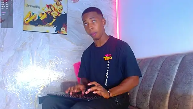 Snapshot of maicoljorda chatting on November 2025 01:12:02 PM maicoljorda online show from November 2025 01:12:02 PM