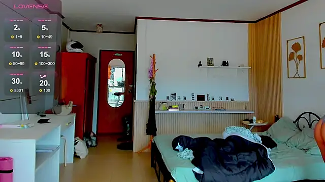   grace   online show from November 2025 05:19:01 AM