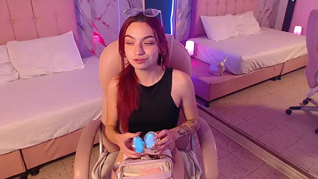 Red kytty6 online show from March 2026 04:48:02 AM