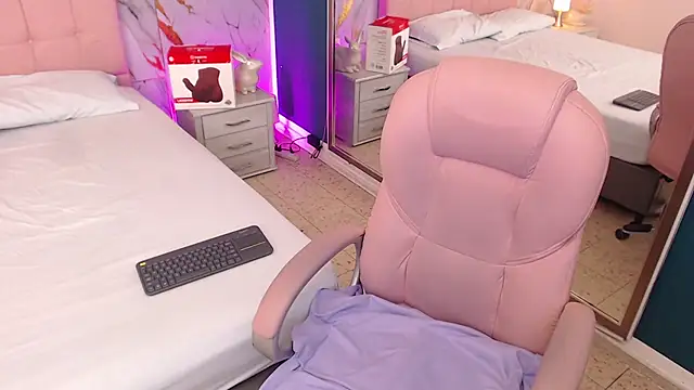 Red kytty6 online show from November 2025 03:16:02 PM