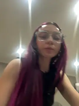 Snapshot of Red_kytty6 chatting on May 2026 03:35:01 AM Red kytty6 online show from May 2026 03:35:01 AM