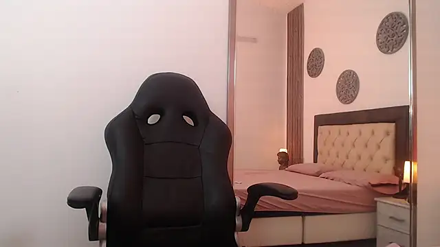 Red kytty6 online show from October 2025 07:57:02 PM