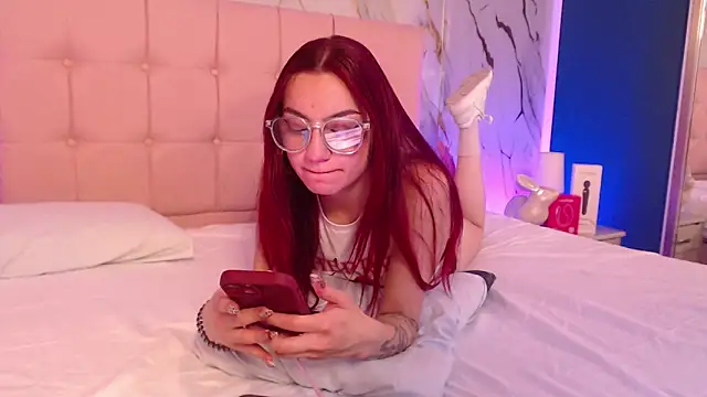 Red kytty6 online show from December 2025 03:16:01 PM