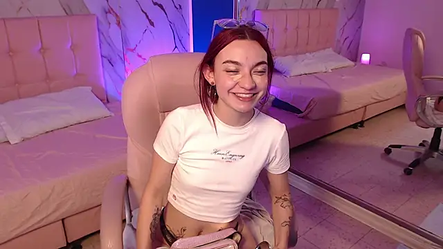 Red kytty6 online show from February 2026 09:20:01 PM