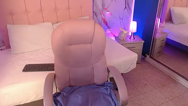 Red kytty6 online show from November 2025 03:12:02 PM