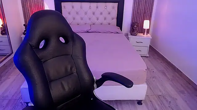 Red kytty6 online show from October 2025 07:59:02 PM