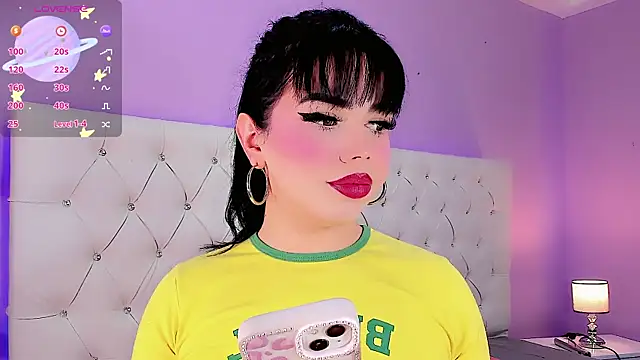 DaniielaV online show from November 2025 01:55:01 PM