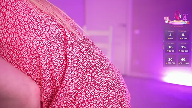 Miablueye online show from April 2026 03:09:01 PM