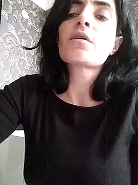 Gecenin Kralicesi online show from March 2026 06:43:02 AM