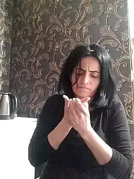 Gecenin Kralicesi online show from March 2026 05:40:01 AM