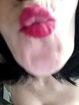 Gecenin Kralicesi online show from March 2026 05:57:02 AM